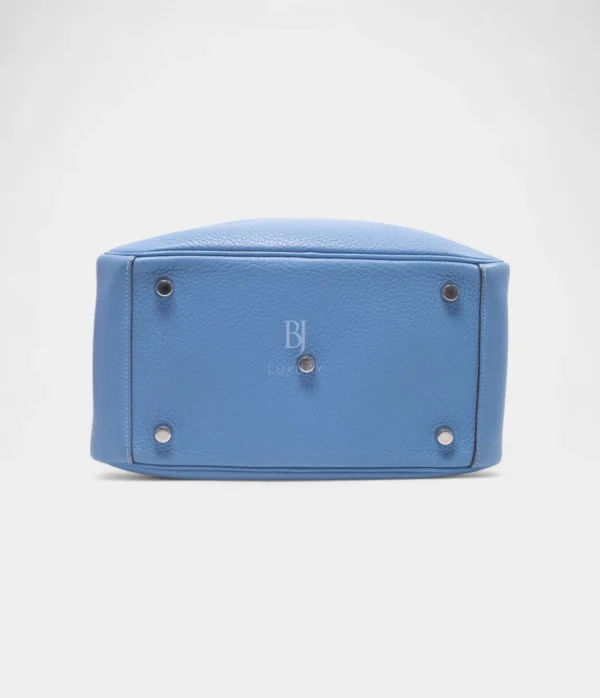 Hermès Lindy 26 in Bleu Paradis Clemence Leather with Palladium Hardware - Image 3